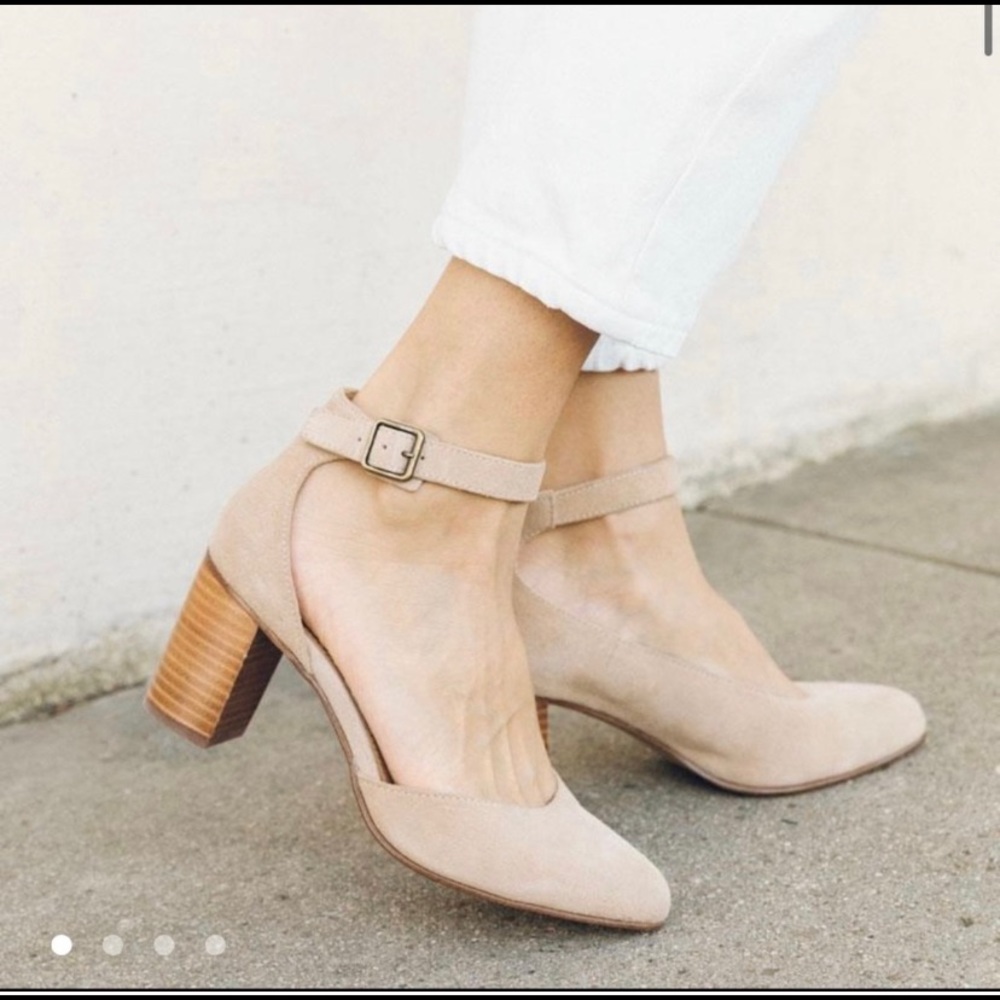 NWOT Soludos Gemma Heel